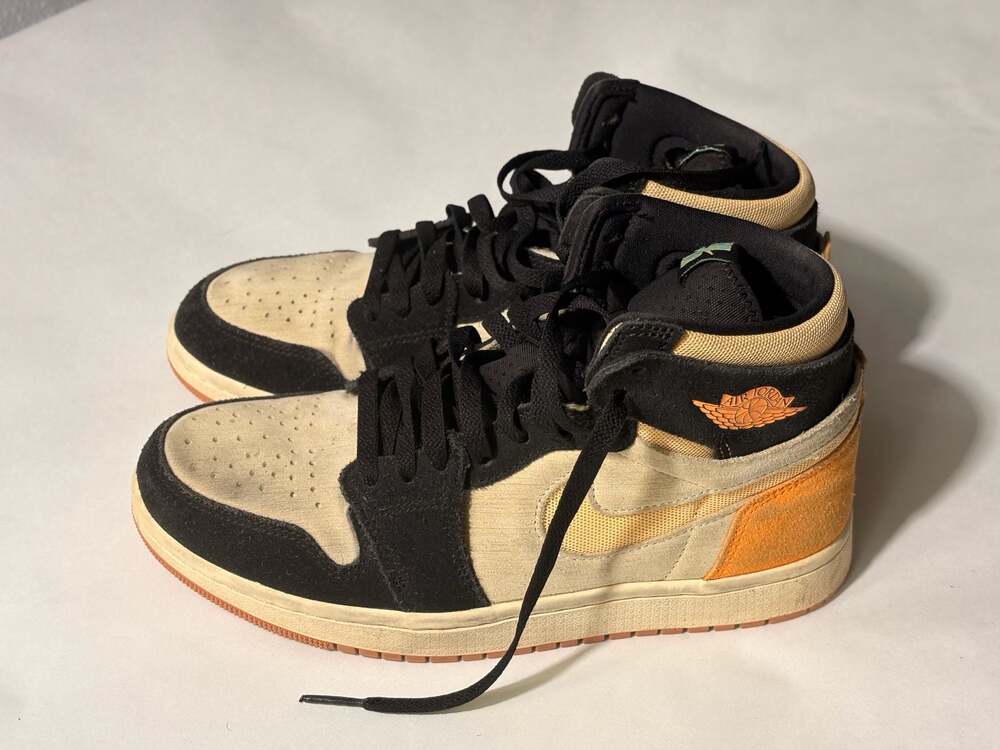 Air Jordan 1 High Zoom Comfort 2 'Muslin Vivid‎ Orange' (DV1307-100) size 8